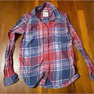 American Eagle outfitters Boyfriend Fit Button Down!
